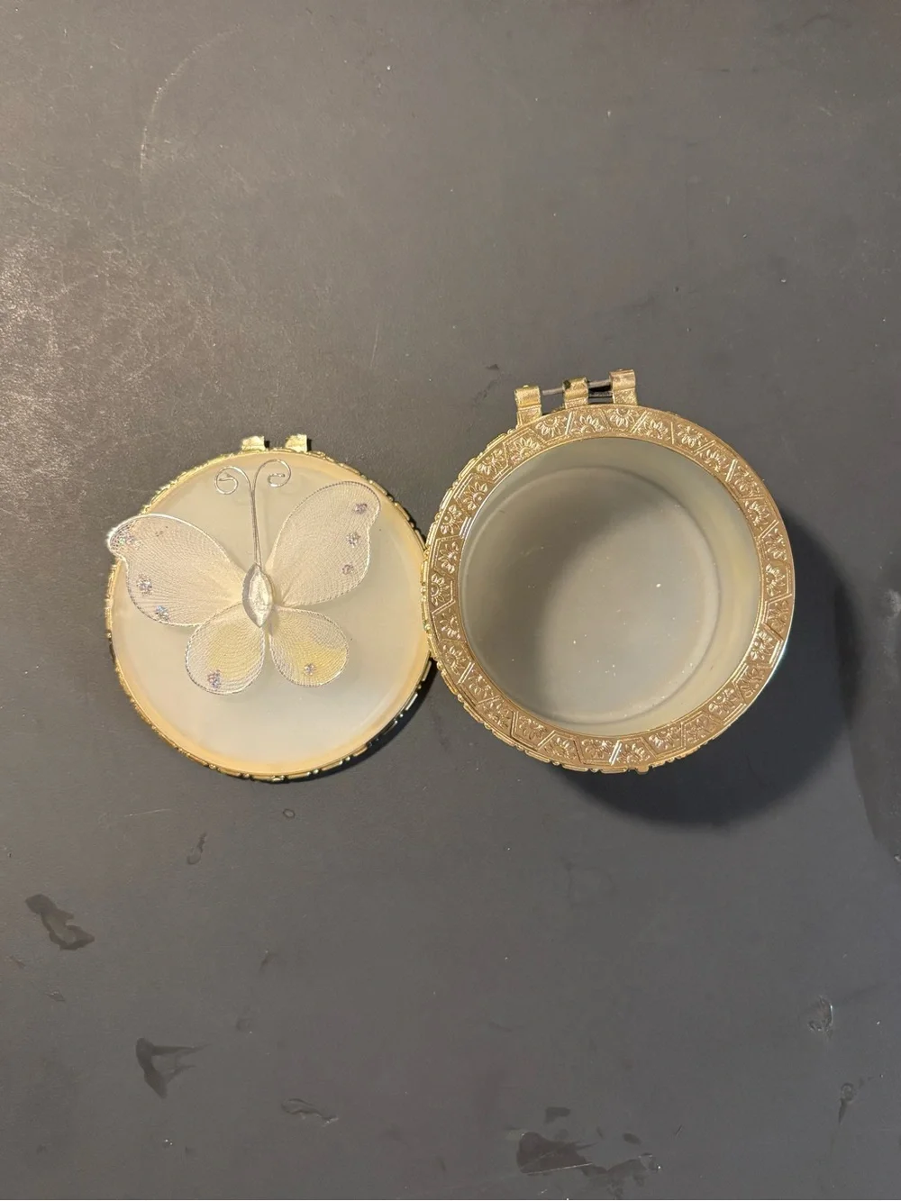 No brand decorative gold